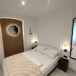Alegra Center דירה *