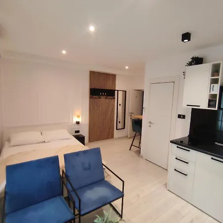 Apartment Alegra Center
