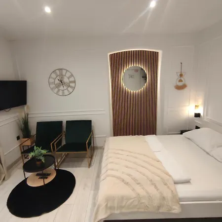 Alegra Center Apartmán *