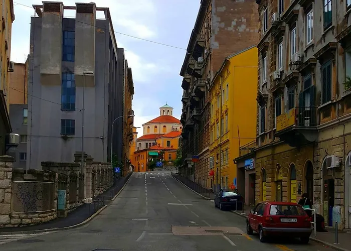 Alegra Center Appartamento *